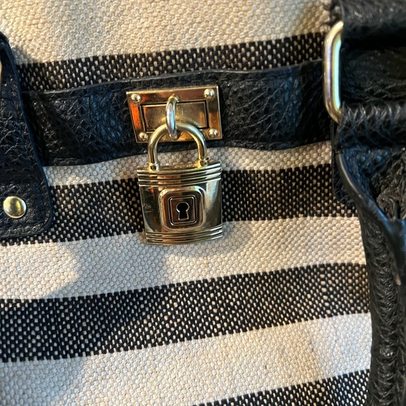 women’s handbag - Picture 2 of 7